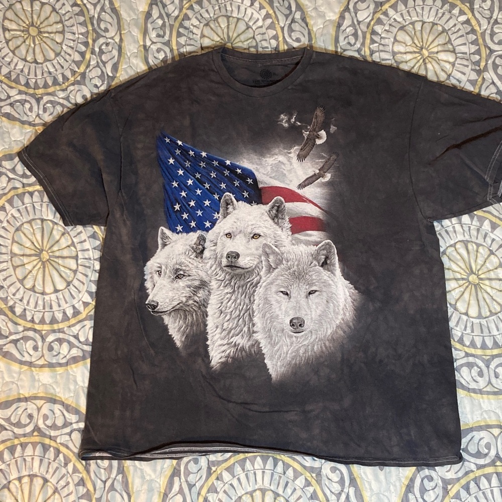 The Mountain America White Wolf Eagle Flag shirt Size 2XL